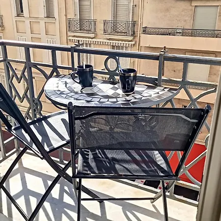 Holiday home Henri Camille Real Estate- Miramar - One Bedroom - Croisette Sea View *